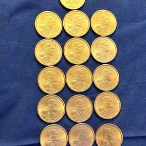 (16 coins) 2000 S Sacagawea Golden Dollar